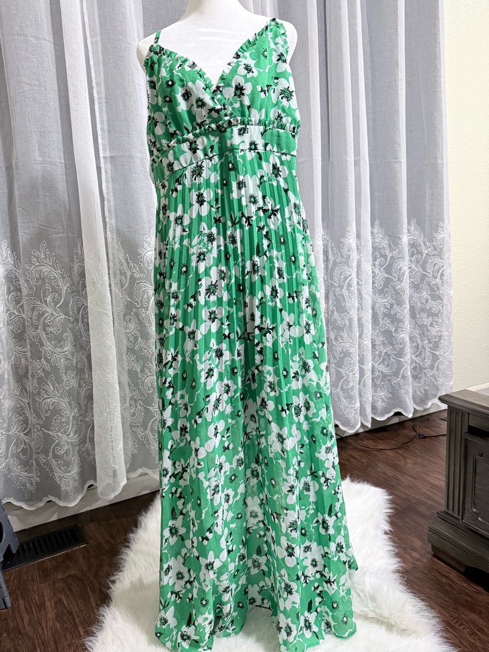 Cato Green Floral Pleated Maxi Dress